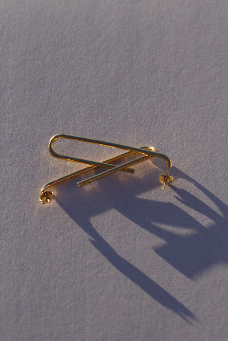 the-long-golden-link-earring-by-glenda-lopez-alta